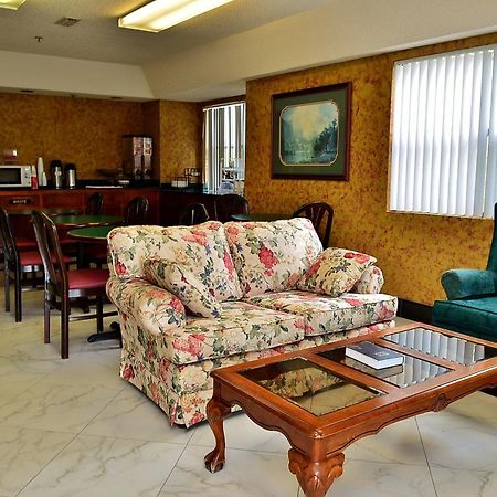 Executive Inn Opp Esterno foto
