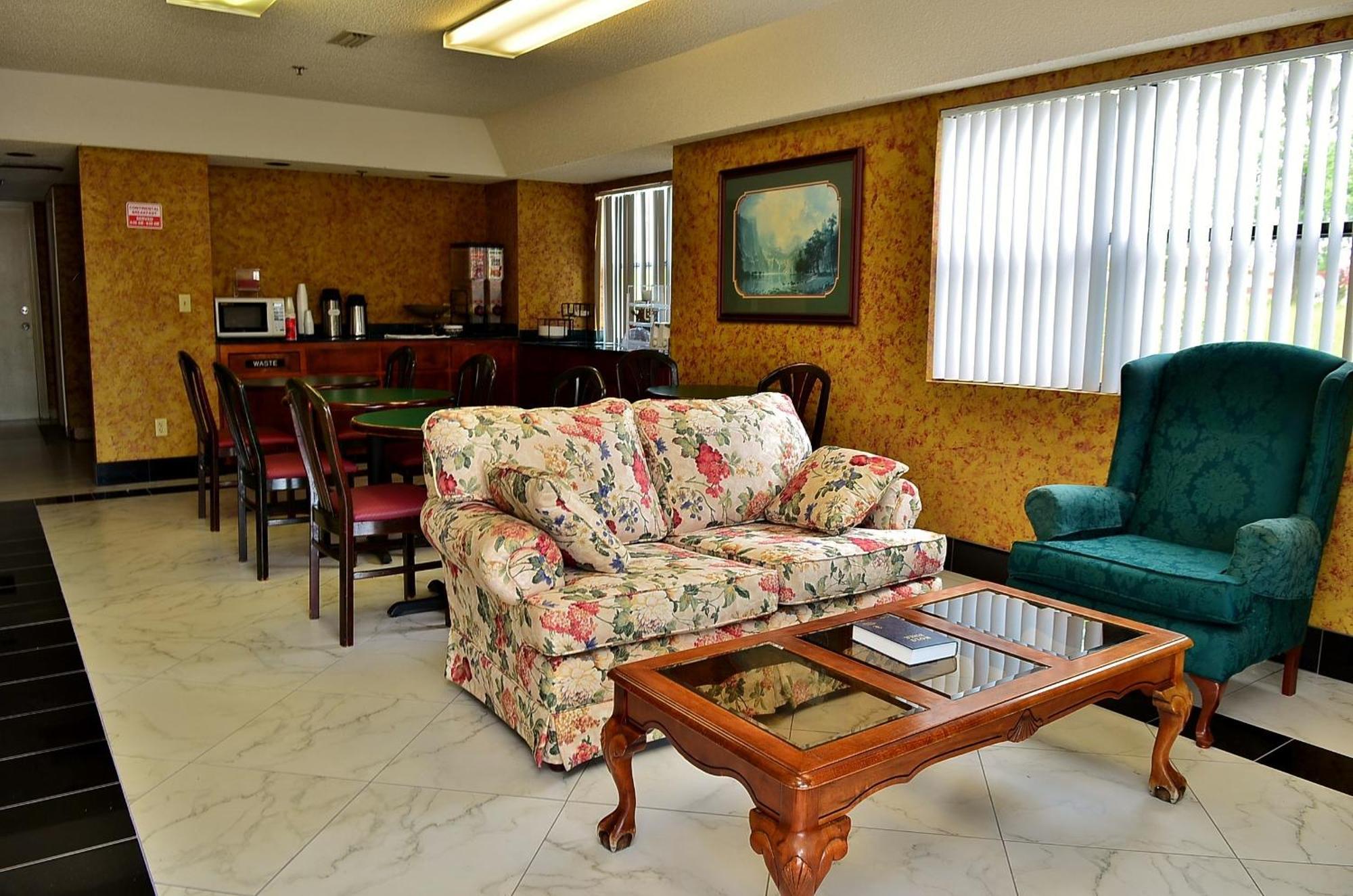 Executive Inn Opp Esterno foto