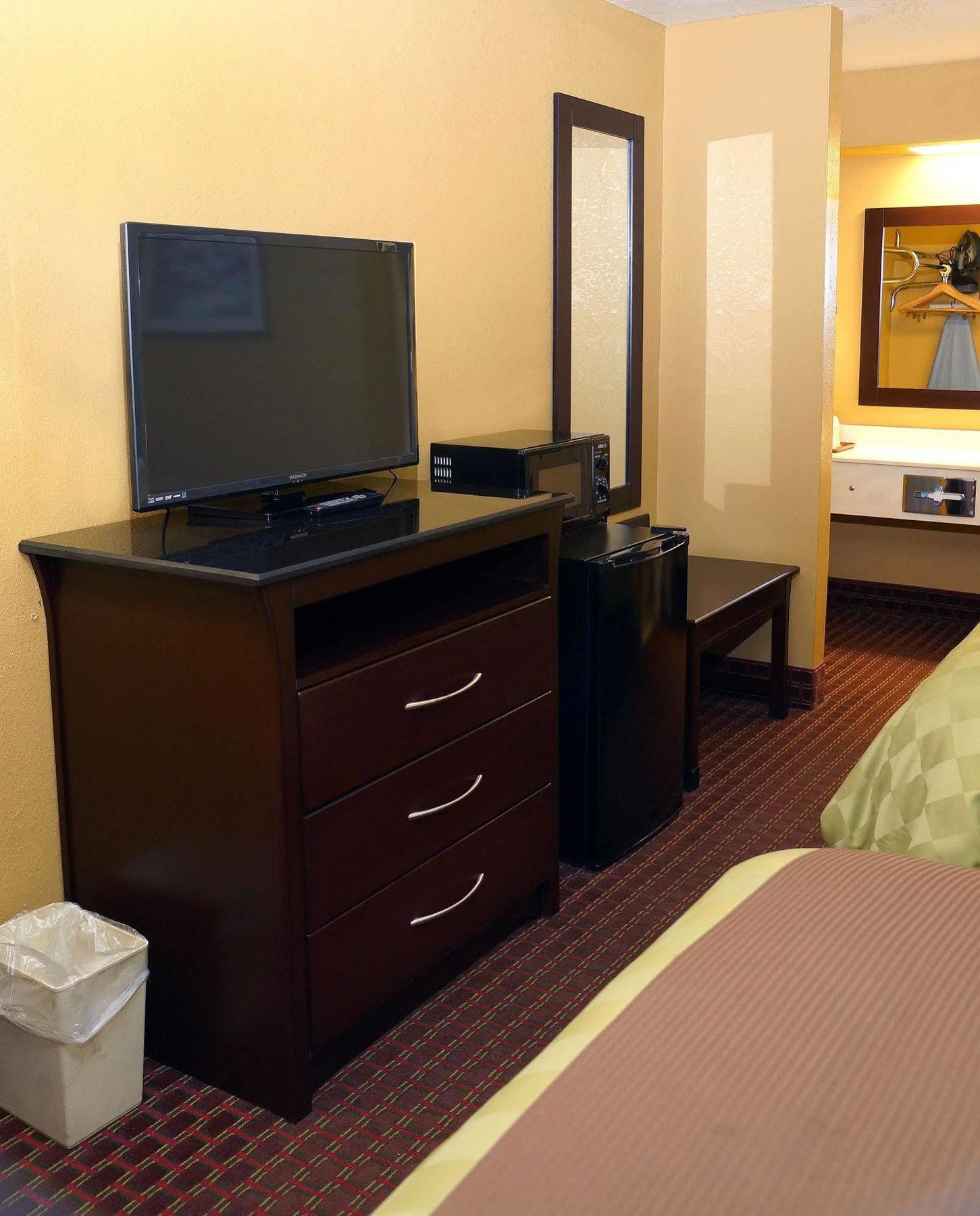 Executive Inn Opp Esterno foto